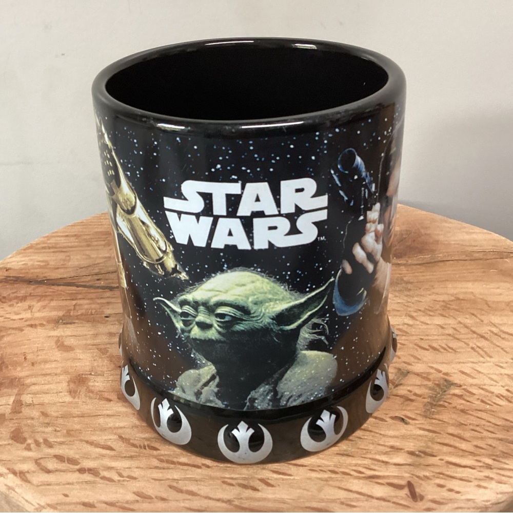 ⚫️ Stars Wars Mug / Cup - 3D - Large - Ceramic Crafted - Like New Condition